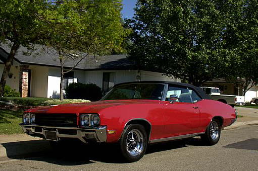 Phil and Diane Boche's 1971 Skylark